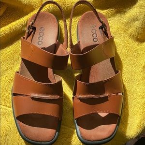 Ecco fisherman style leather sandals Sz 40